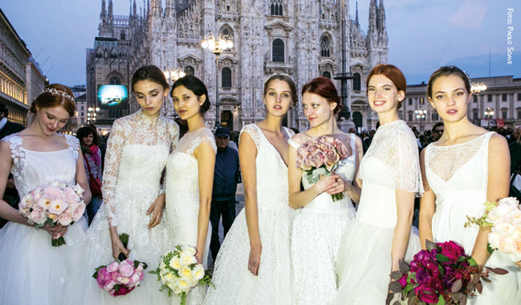 spose bouquet matrimonio fiori elisabetta cardiani foto Paolo Soave Italian wedding style