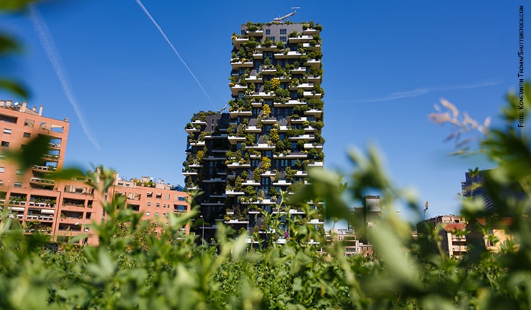 verde edifici foto copyright Konstantin Tronin shutterstock min