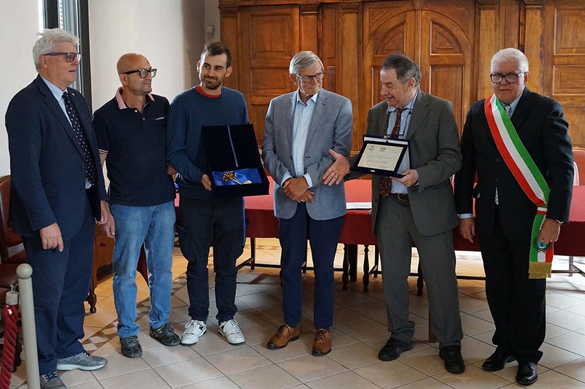 fm coniolo in fiore Premio Massimo Matteini a Frank van Suchtelen foto copyright Arturo Croci min