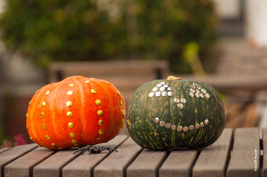 negozio halloween zucche metal foto copyright DIY Academy min