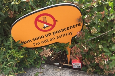 Fiori dai mozziconi? L'Italia lancia la sfida