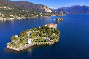 Sul Lago Maggiore si celebra la primavera tra fiori, giardini storici e una guida hi-tech