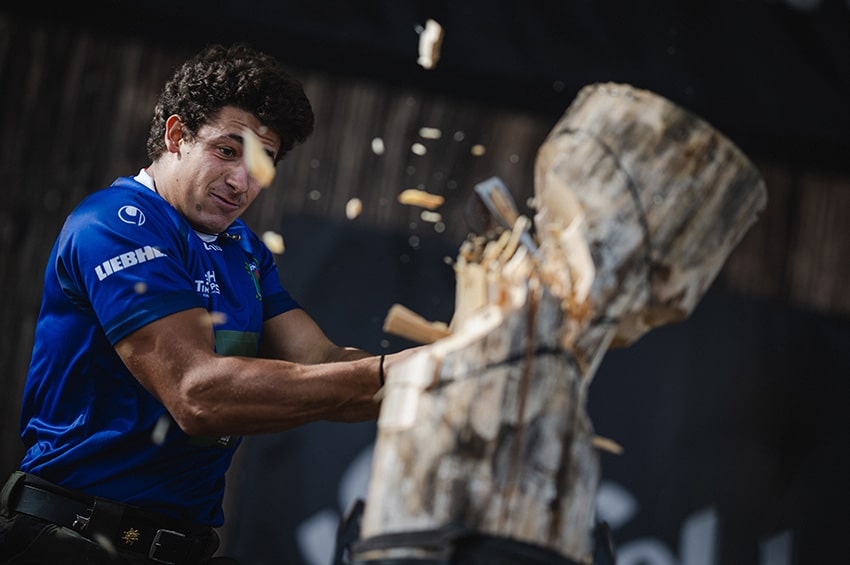 I taglialegna più atletici si sfidano in prove estreme a Milano