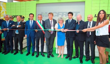 Il ministro Martina inaugura Flora Trade Show e Macfrut